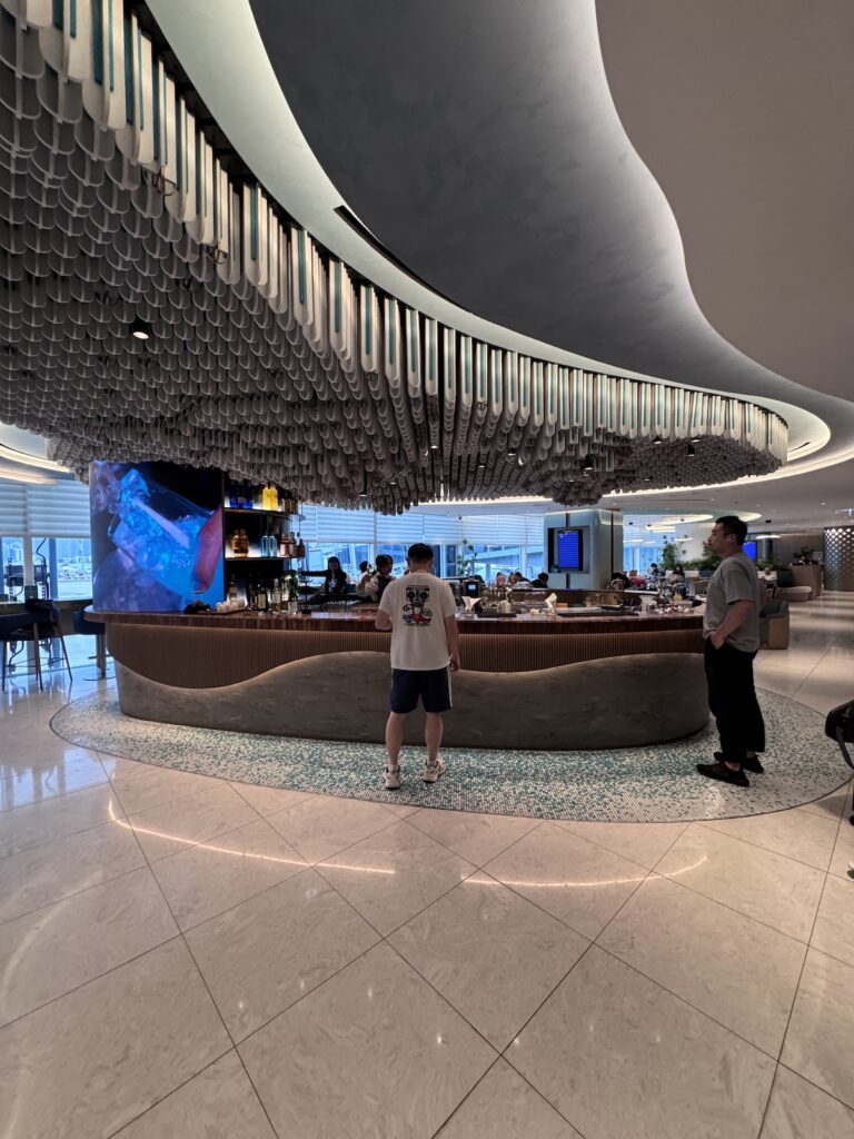 Kyra Lounge Hong Kong International Airport T1